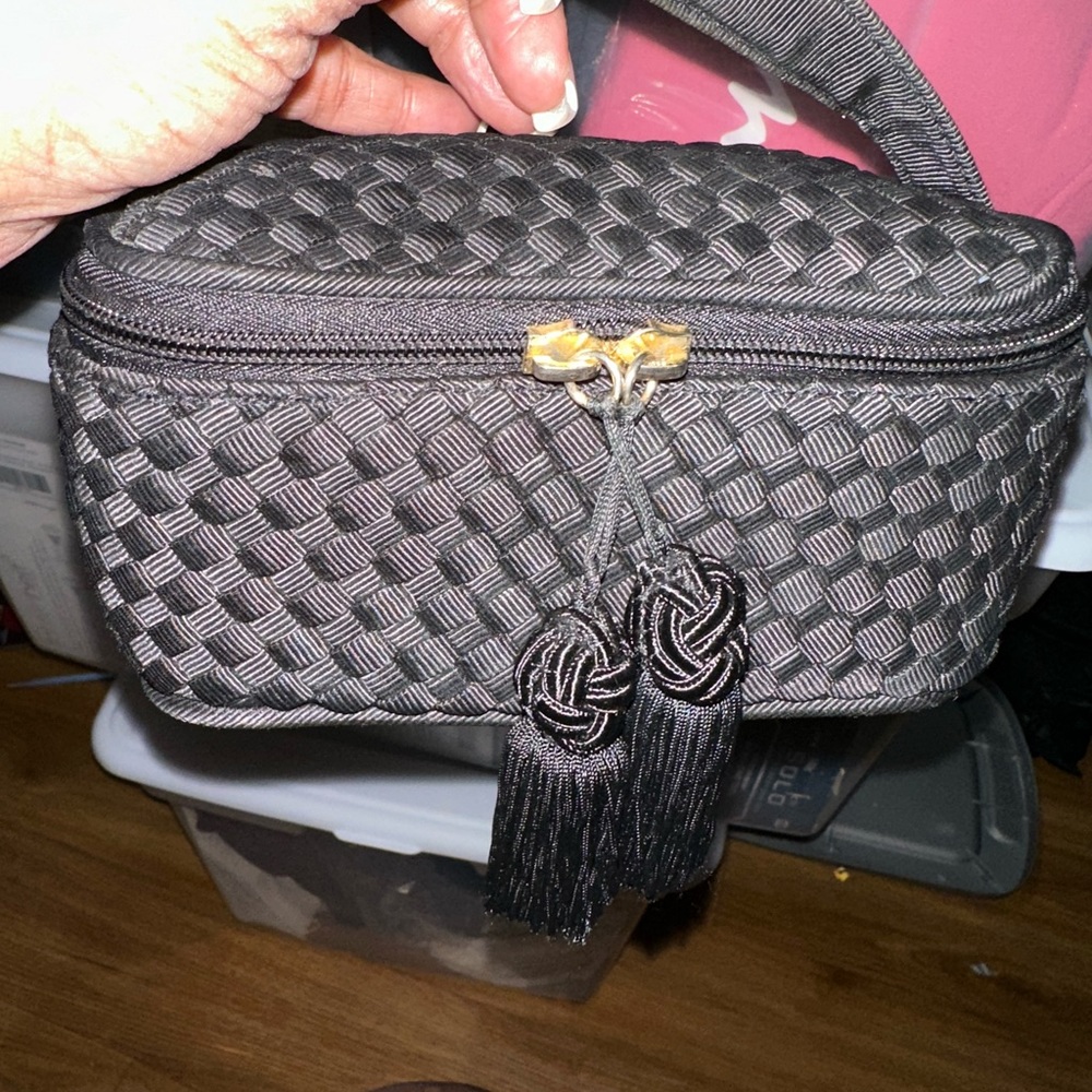 Weaved Pill Box Purse